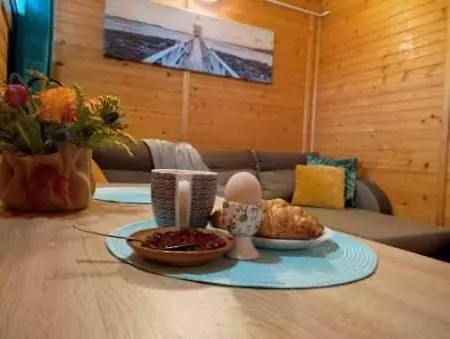 Letniskowe Alma, *