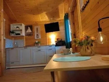 Letniskowe Alma, * Vitte